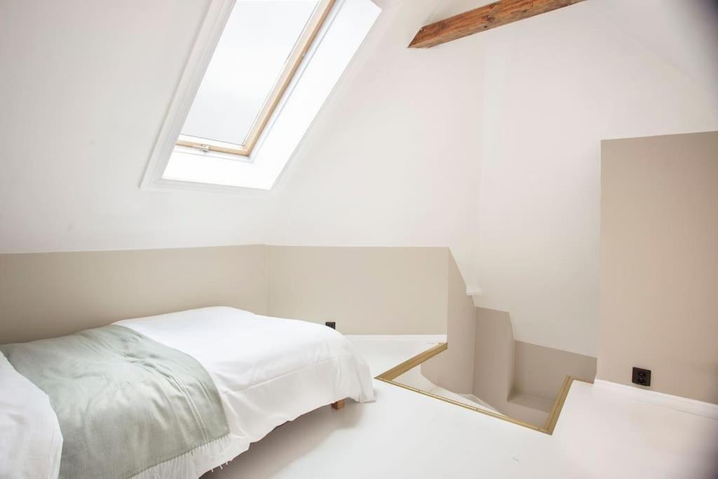 New! Modern Top Floor Apartment In Historic Area! 卑爾根 外观 照片